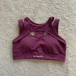 Alphalete Surface Keyhole Sports Bra